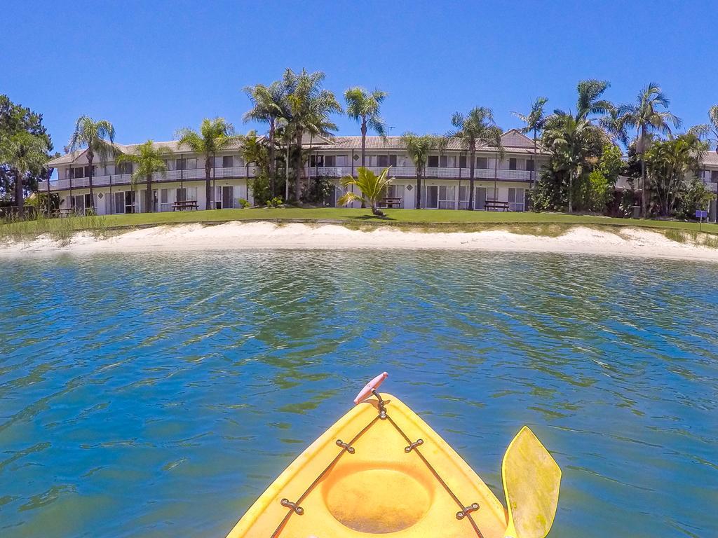 Hotel Bay Of Palms Gold Coast Exterior foto
